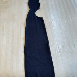 h:ours Navy Midi Dress